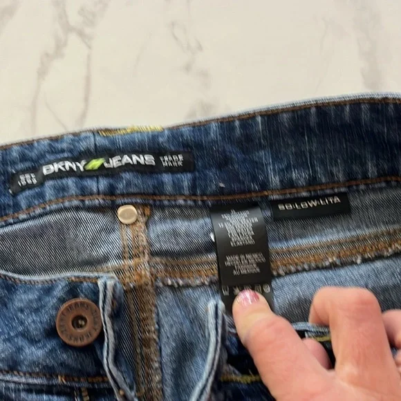 DKNY Jeans so-low-lita - Picture 5 of 9